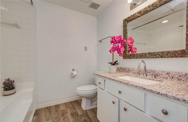 2023 Gentryside Drive 109, Houston, TX 77077