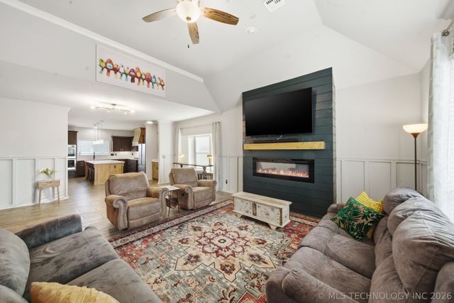 6440 E 147th Street S, Bixby, OK 74008