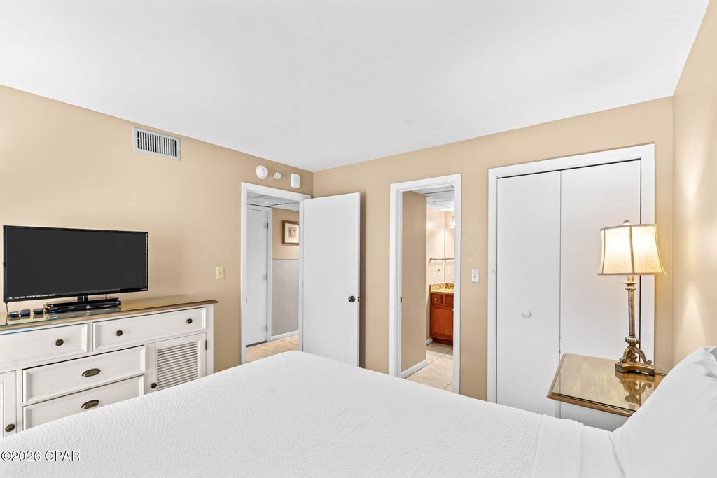 Image 17 of property listing at 11619 Front Beach Road 1108, Panama City Beach, FL 32407