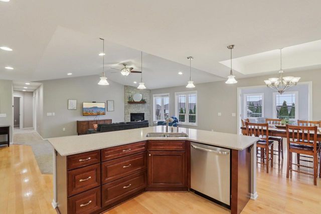 208 Steeple COURT, Johnson Creek, WI 53038