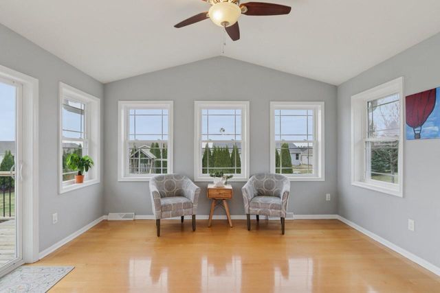 208 Steeple COURT, Johnson Creek, WI 53038