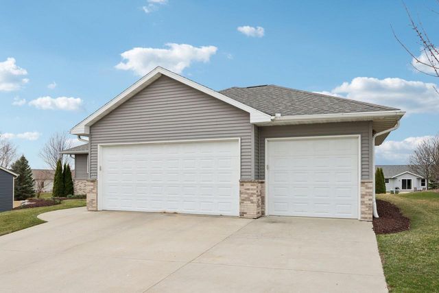 208 Steeple COURT, Johnson Creek, WI 53038