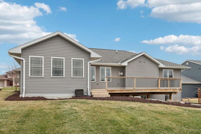208 Steeple COURT, Johnson Creek, WI 53038