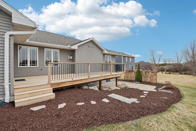 208 Steeple COURT, Johnson Creek, WI 53038