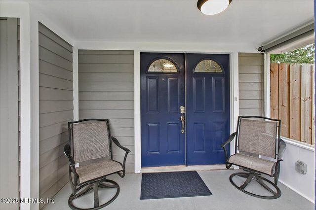 11828 LEONARDO Lane E, Jacksonville, FL 32218