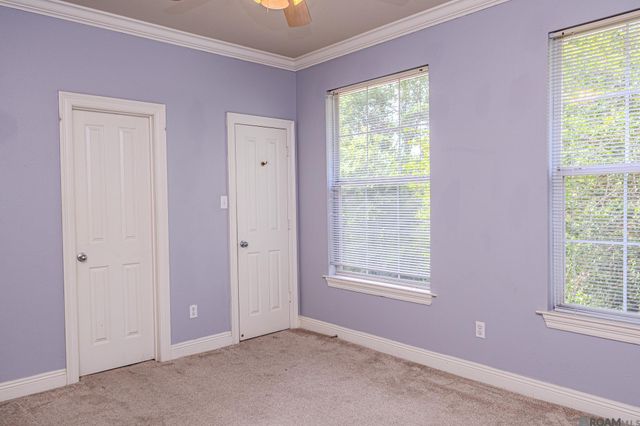 2173 Plantation Ln, Baton Rouge, LA 70820