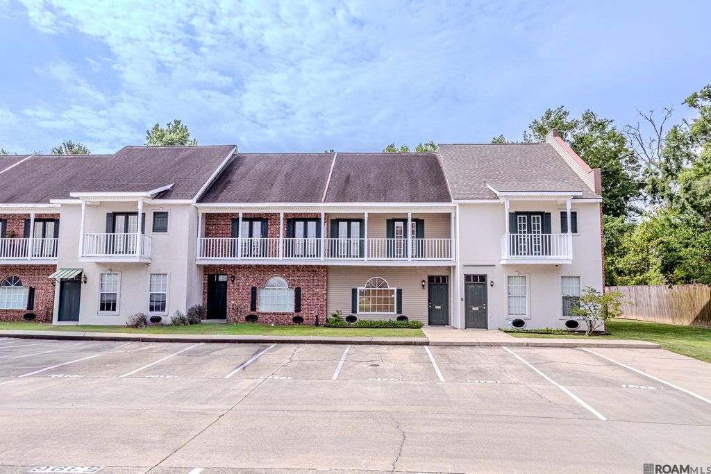 2173 Plantation Ln, Baton Rouge, LA 70820