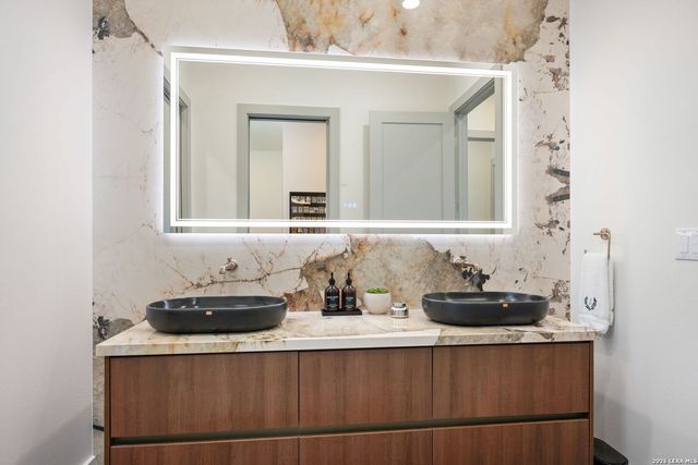 273 VAQUERO PASS, Boerne, TX 78006