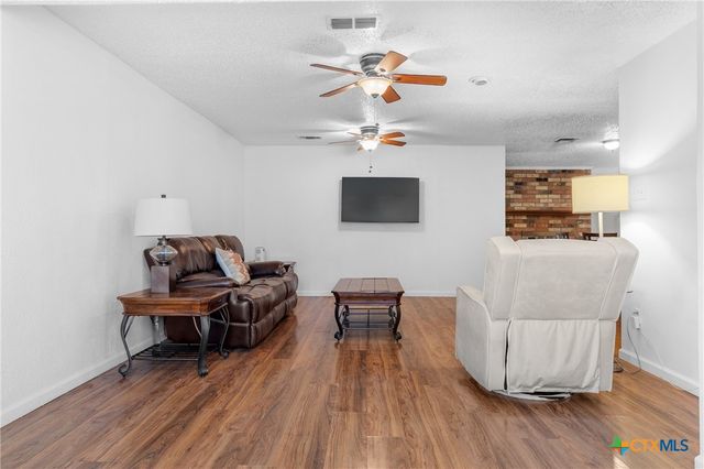 4 Canyon Circle, Belton, TX 76513