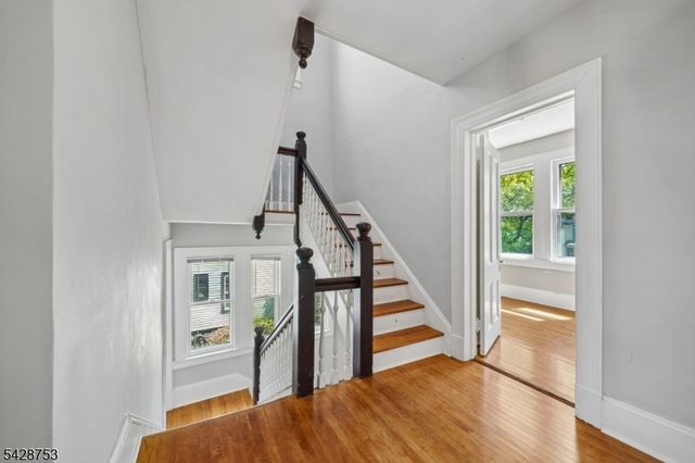 215 Inwood Ave, Montclair Twp., NJ 07043