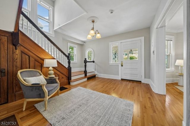 215 Inwood Ave, Montclair Twp., NJ 07043