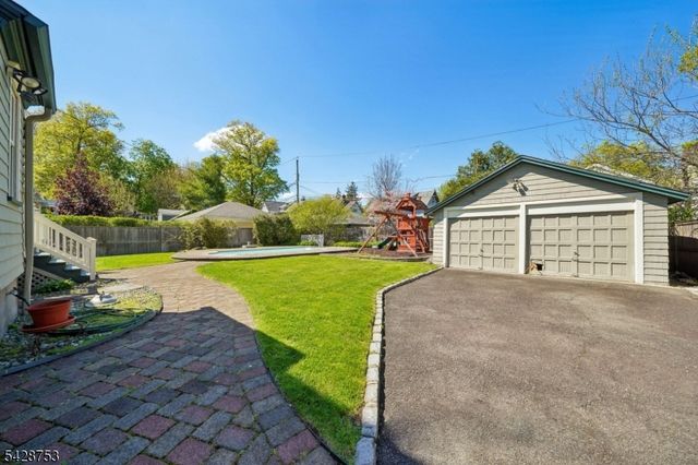 215 Inwood Ave, Montclair Twp., NJ 07043