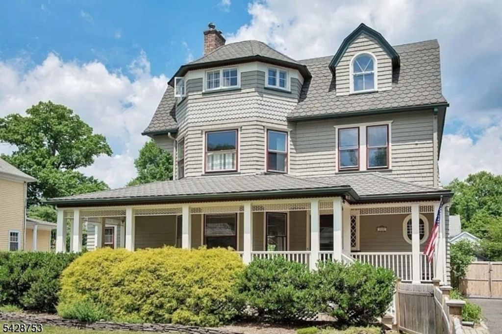 215 Inwood Ave, Montclair Twp., NJ 07043