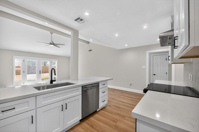 5743 Ludington Drive, Houston, TX 77035