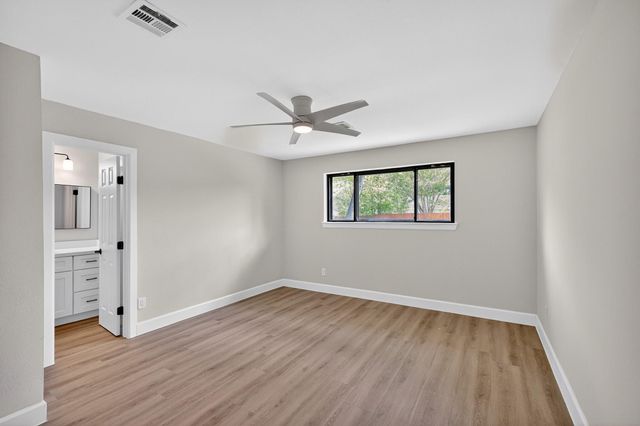 5743 Ludington Drive, Houston, TX 77035