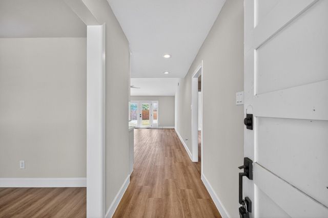 5743 Ludington Drive, Houston, TX 77035