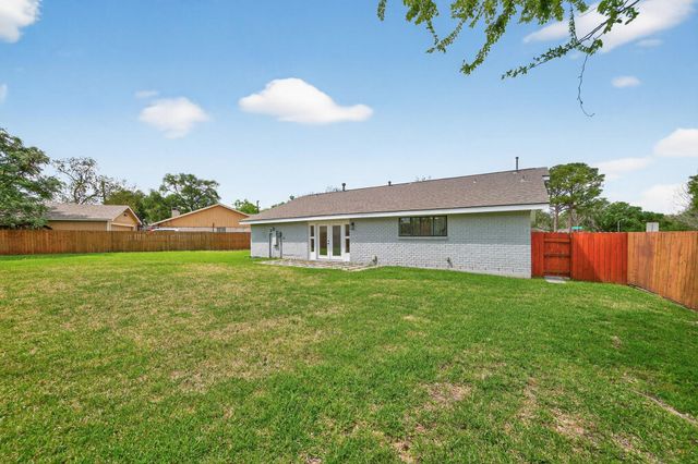 5743 Ludington Drive, Houston, TX 77035