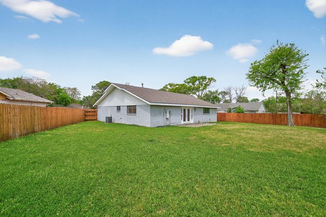 5743 Ludington Drive, Houston, TX 77035