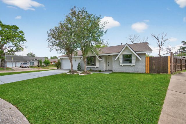 5743 Ludington Drive, Houston, TX 77035