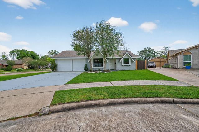5743 Ludington Drive, Houston, TX 77035