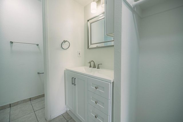 1650 N 87th Terrace Unit 27B, Scottsdale, AZ 85257