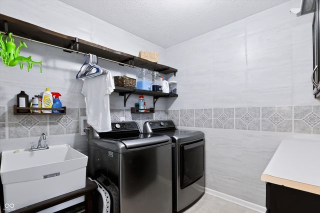 14143 Knightstown Way, Carmel, IN 46033