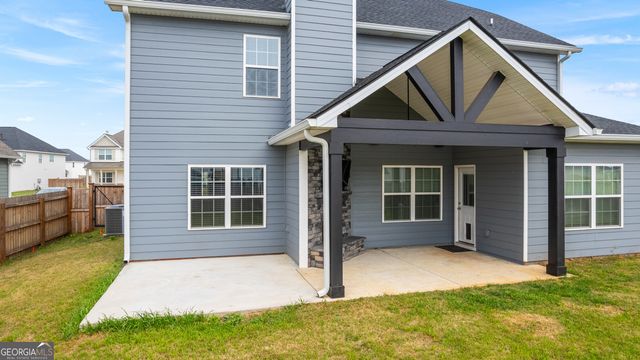 215 Weeping Moss Way, Kathleen, GA 31047