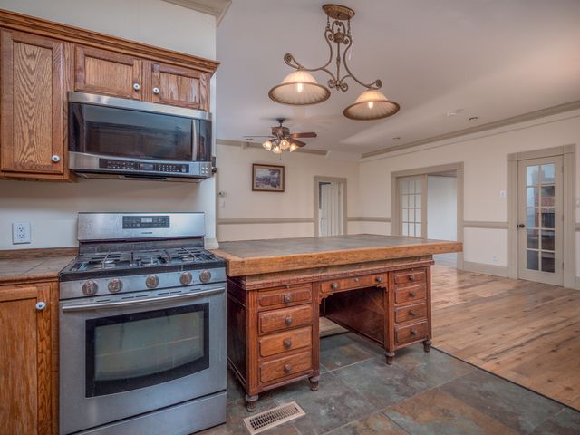 709 Main Street, West Liberty, KY 41472