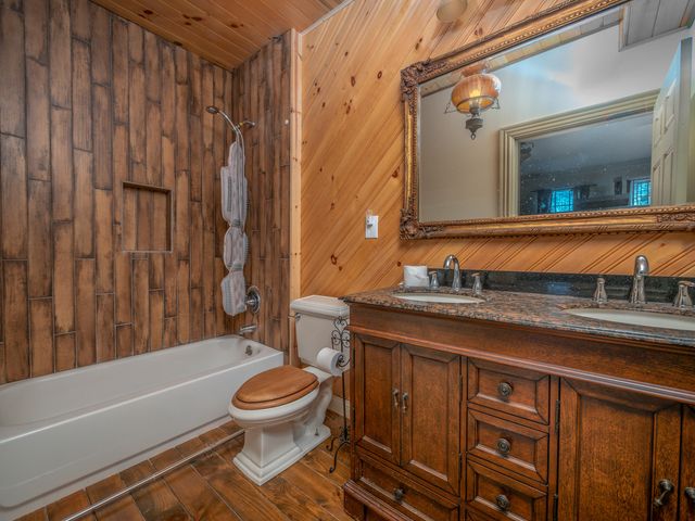 709 Main Street, West Liberty, KY 41472