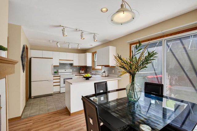 6609 Raymond Road, Madison, WI 53711