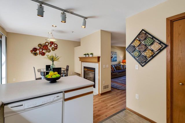 6609 Raymond Road, Madison, WI 53711