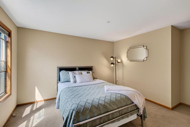 6609 Raymond Road, Madison, WI 53711