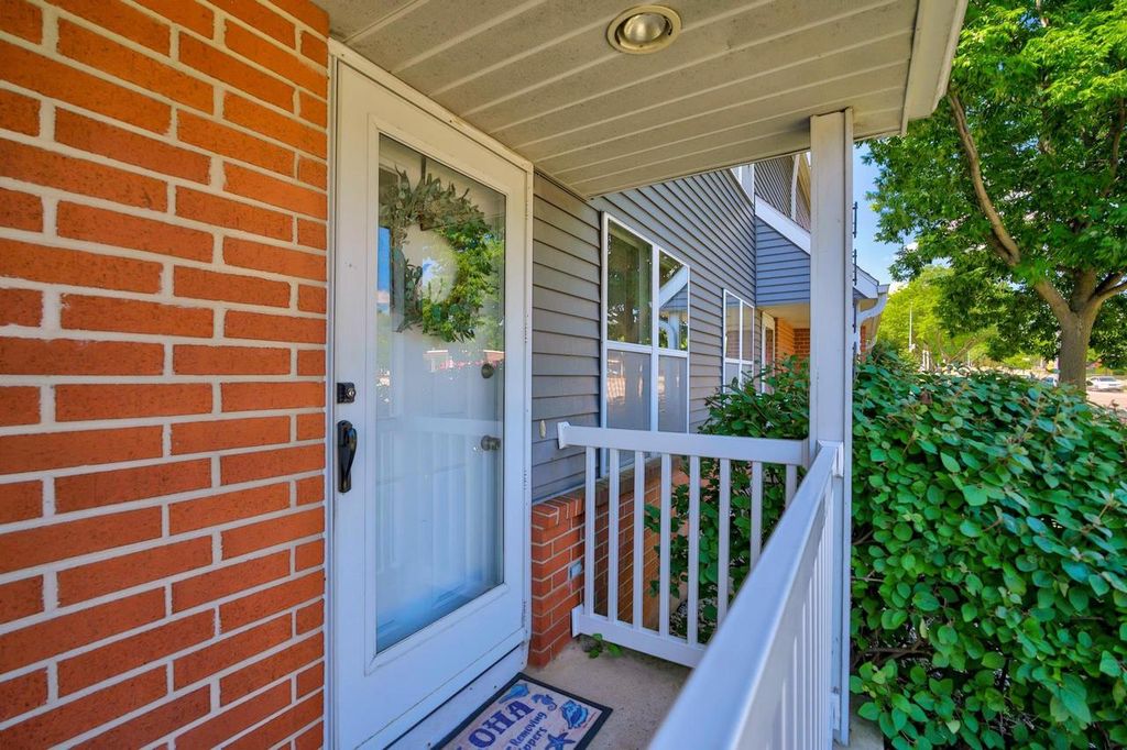 6609 Raymond Road, Madison, WI 53711