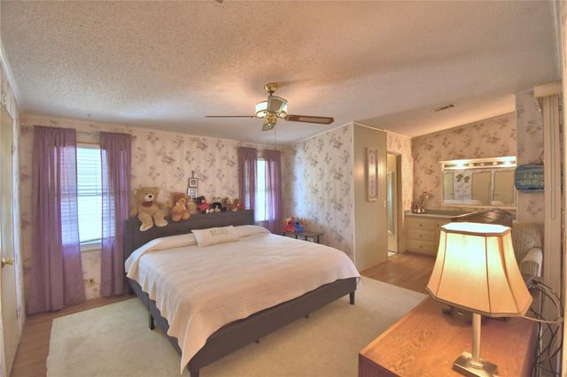 4960 GOLDENVIEW LANE, Lakeland, FL 33811