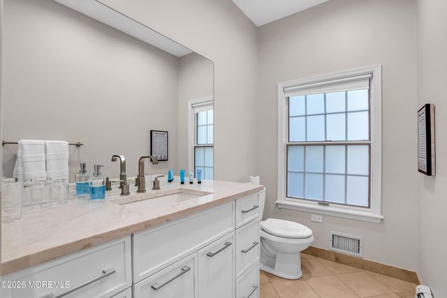 49 Grand Boulevard, Jackson, NJ 08527