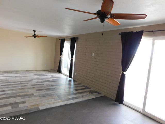 1501 W Calle Concordia, Oro Valley, AZ 85704