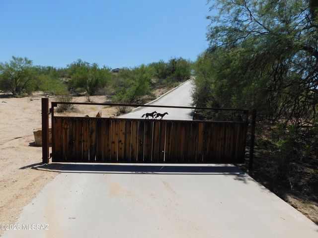 1501 W Calle Concordia, Oro Valley, AZ 85704