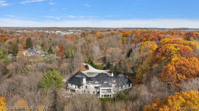 625 Fairbrook Street, Northville, MI 48167