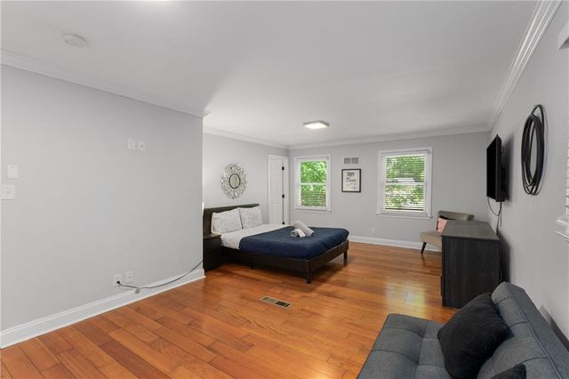 3307 Pointe Bleue Ct, Decatur, GA 30034