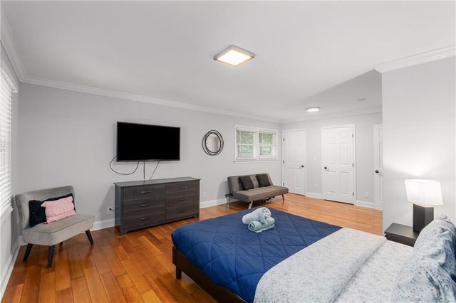 3307 Pointe Bleue Ct, Decatur, GA 30034