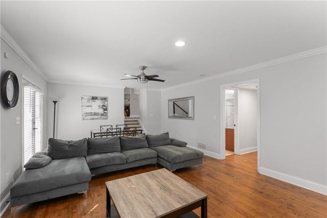 3307 Pointe Bleue Ct, Decatur, GA 30034