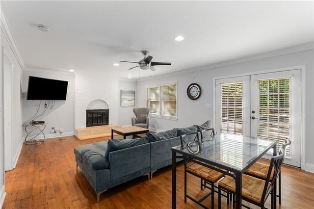 3307 Pointe Bleue Ct, Decatur, GA 30034