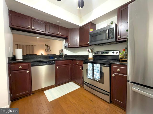 9611 STIRLING BRIDGE DR, Columbia, MD 21046