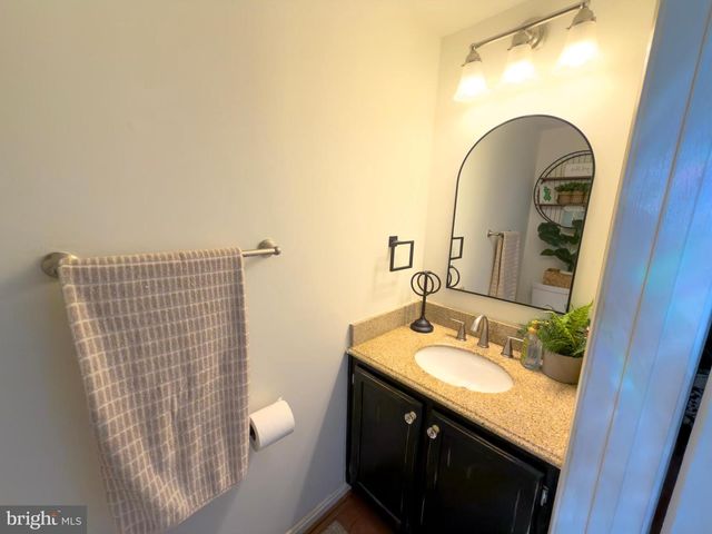 9611 STIRLING BRIDGE DR, Columbia, MD 21046