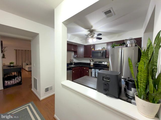 9611 STIRLING BRIDGE DR, Columbia, MD 21046