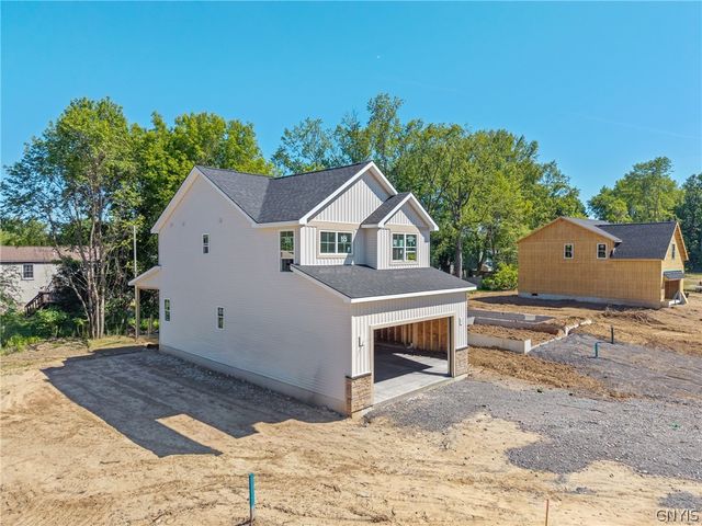 140 Arabica Lane, Salina, NY 13090