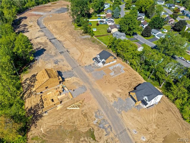 140 Arabica Lane, Salina, NY 13090