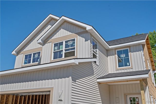 140 Arabica Lane, Salina, NY 13090