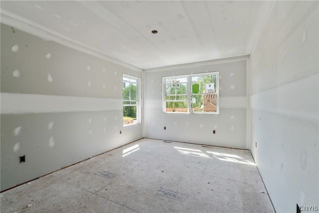 140 Arabica Lane, Salina, NY 13090
