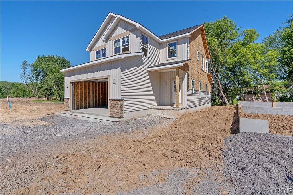 140 Arabica Lane, Salina, NY 13090